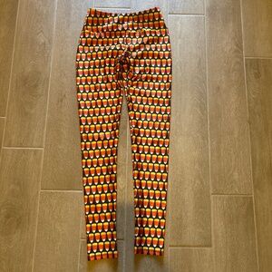 Gold sheep candy corn leggings